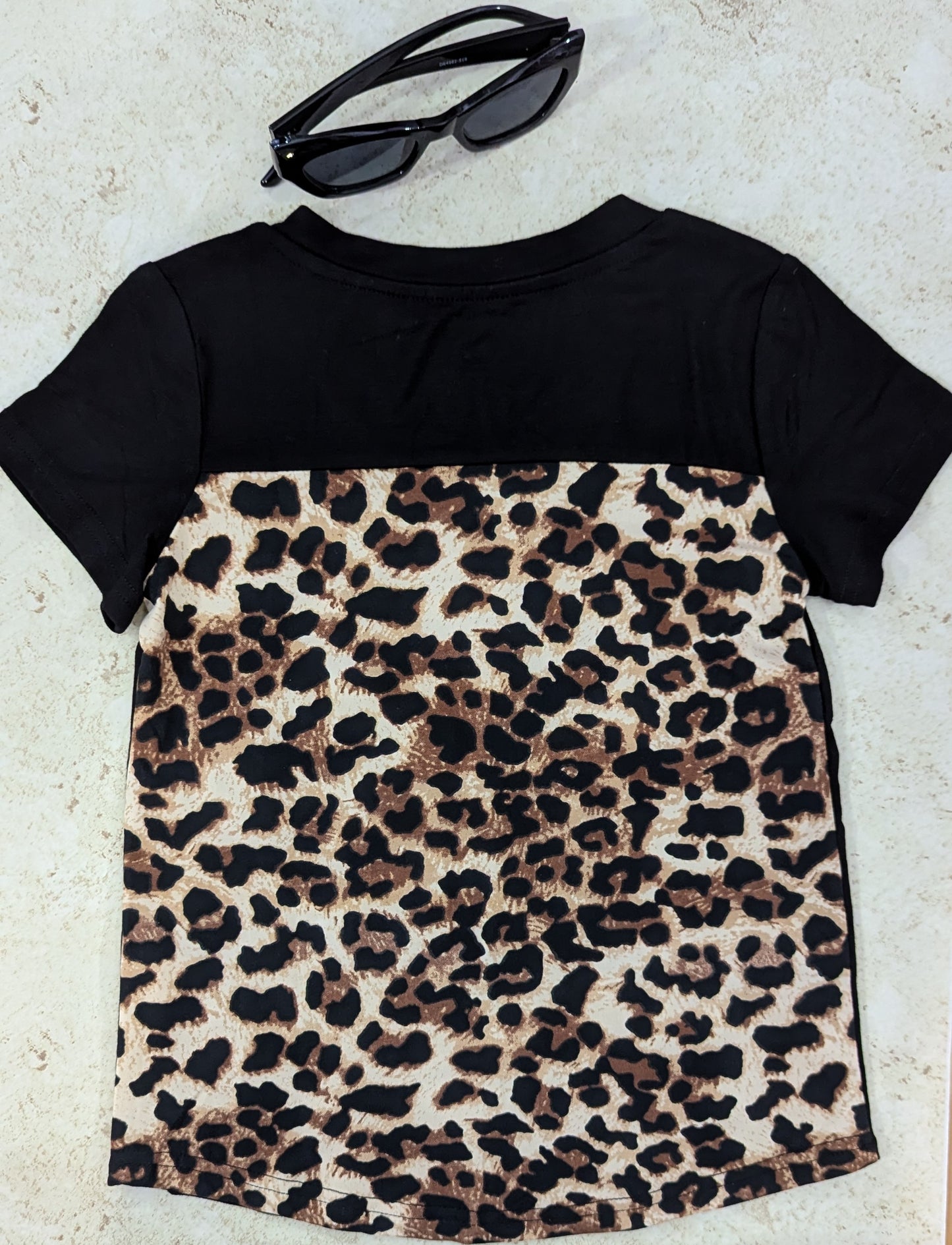 Gilrs Black V Neck Leopard Print Patch Pocket Pullover Top